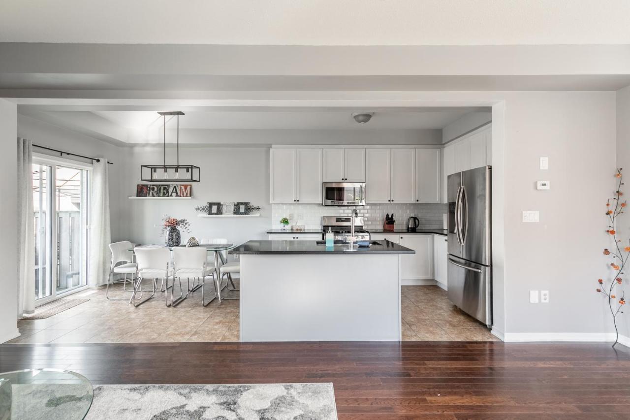 3Br 2Ba Townhomes With Hot Tub & Bbq By Globalstay Hamilton Zewnętrze zdjęcie